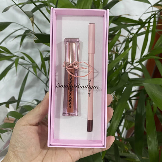 Lip gloss & lip liner combo